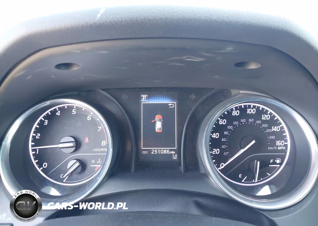 2020 Toyota Camry Se VIN:4T1G11AK3LU347753 - 7