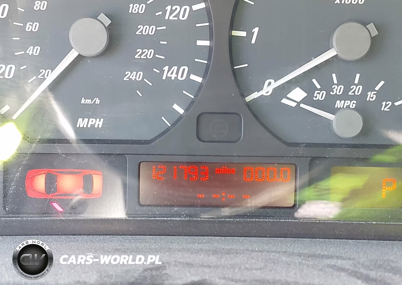 2005 BMW 325Ci VIN:WBABD33425PL08361 - 7