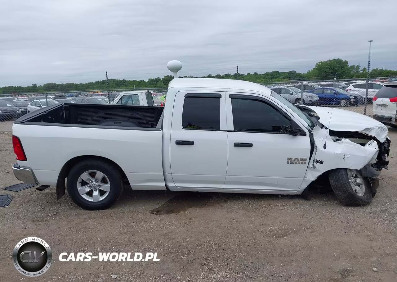 2015 Ram 1500 Tradesman VIN:1C6RR7FT9FS720117 - 14