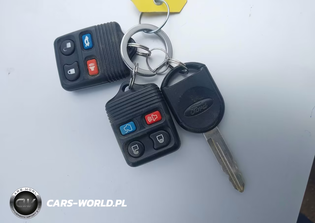 2009 Ford Focus Se VIN:1FAHP35N09W270379 - 11