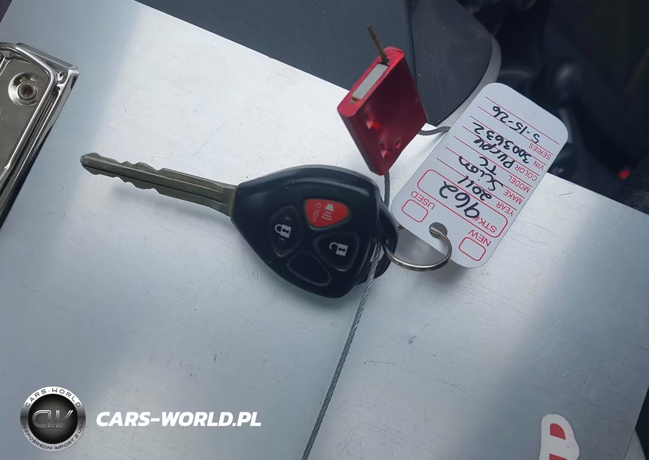 2011 Scion Tc VIN:JTKJF5C72B3003632 - 11