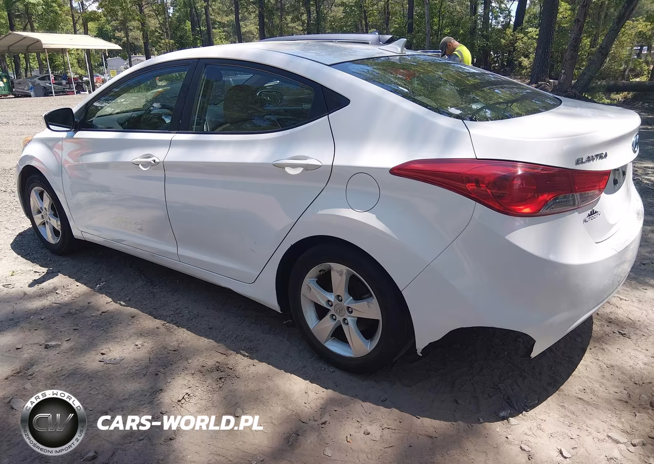 2012 Hyundai Elantra Gls VIN:5NPDH4AE0CH064039 - 3