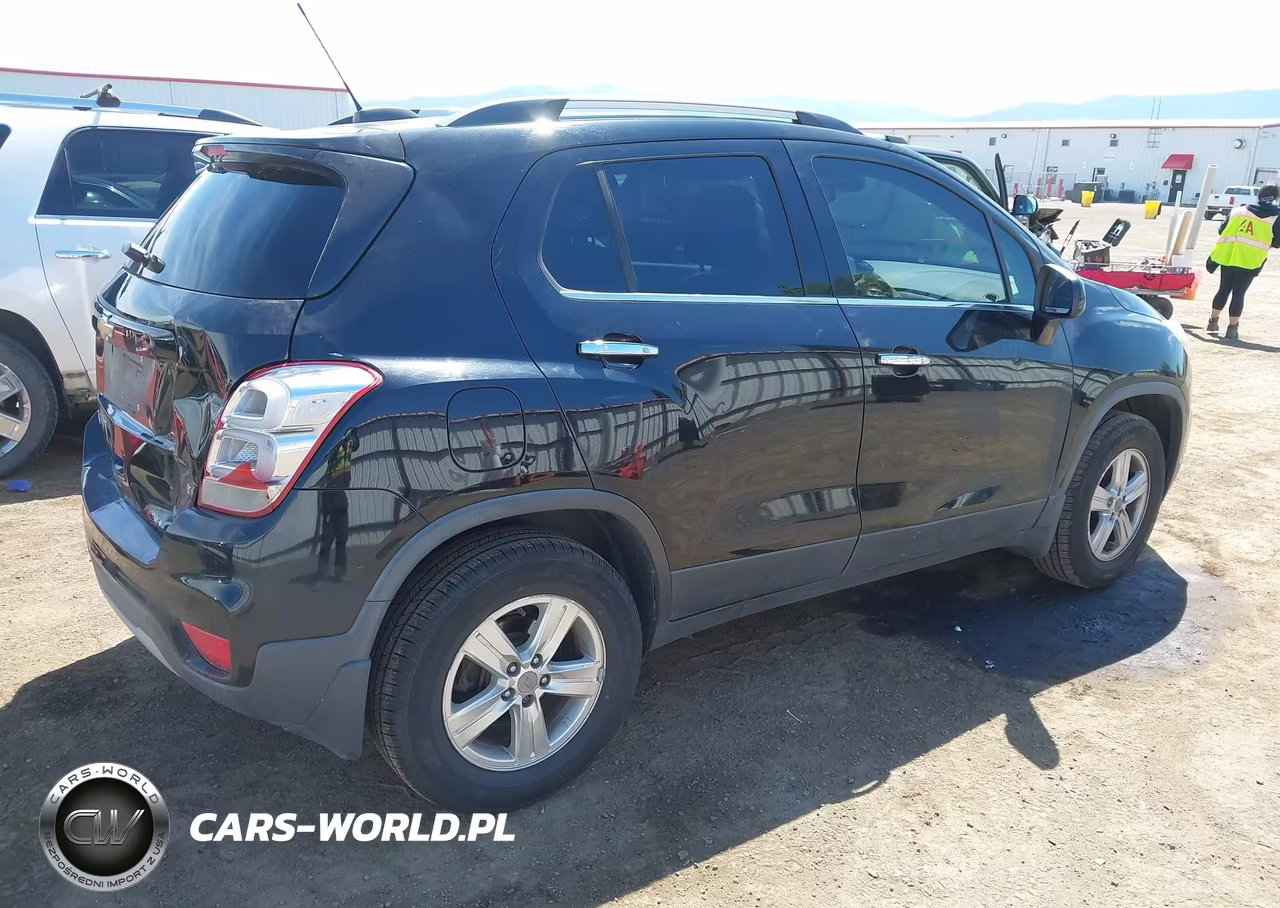 2017 Chevrolet Trax Lt VIN:3GNCJPSB3HL283761 - 4