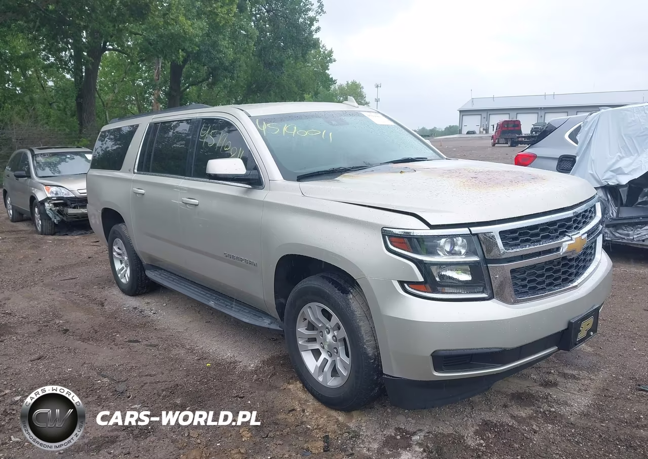 2016 Chevrolet Suburban Lt – zdjęcie 1 z 11