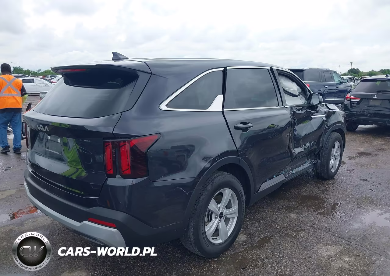 2026 Kia Sorento Lx VIN:5XYRG4JC7TG442243 - 4