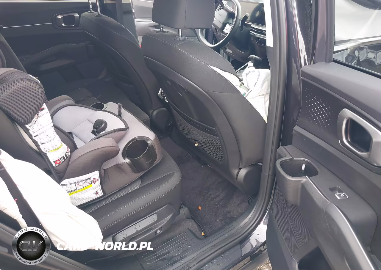 2026 Kia Sorento Lx VIN:5XYRG4JC7TG442243 - 8