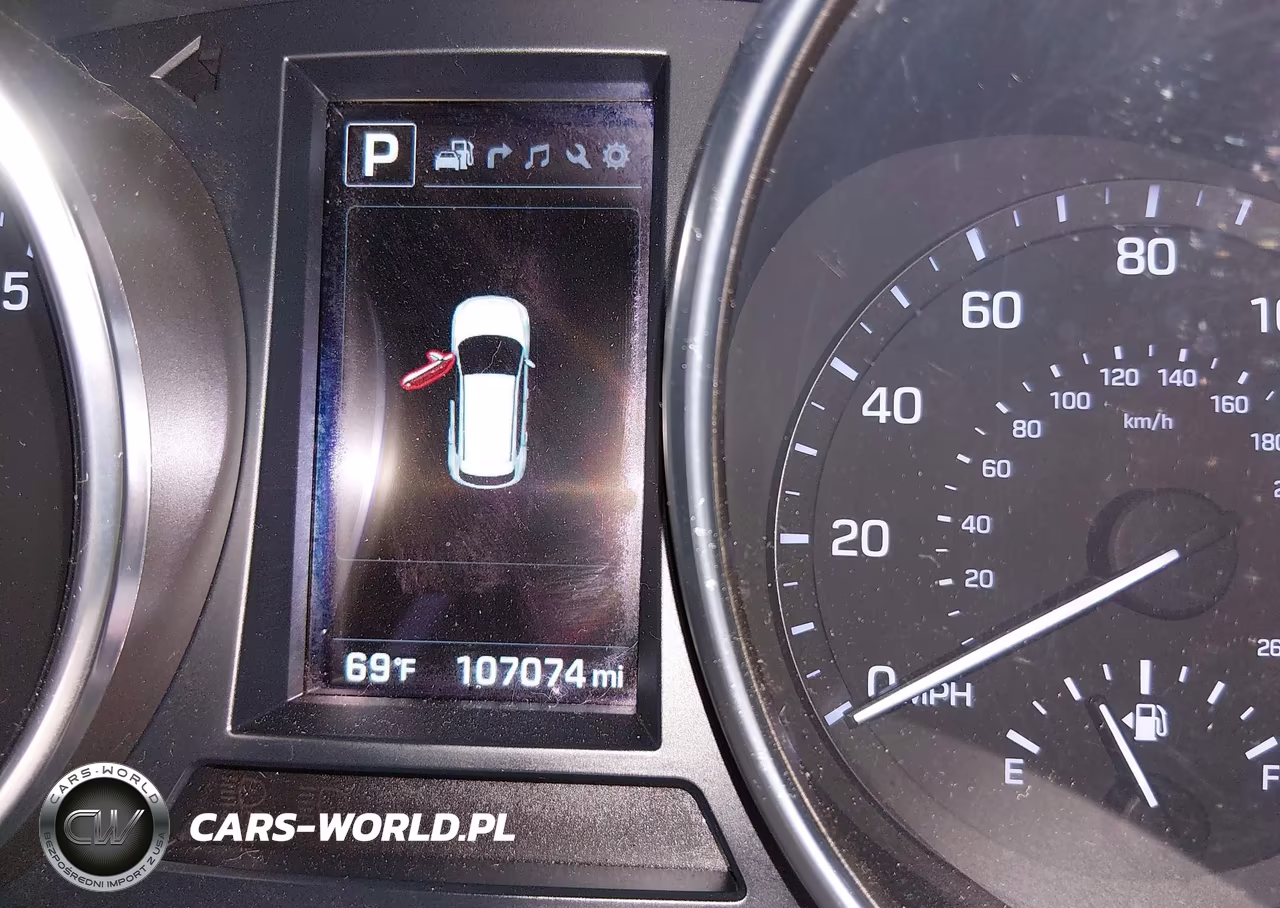 2018 Hyundai Santa Fe Se Ultimate VIN:KM8SRDHFXJU278070 - 16