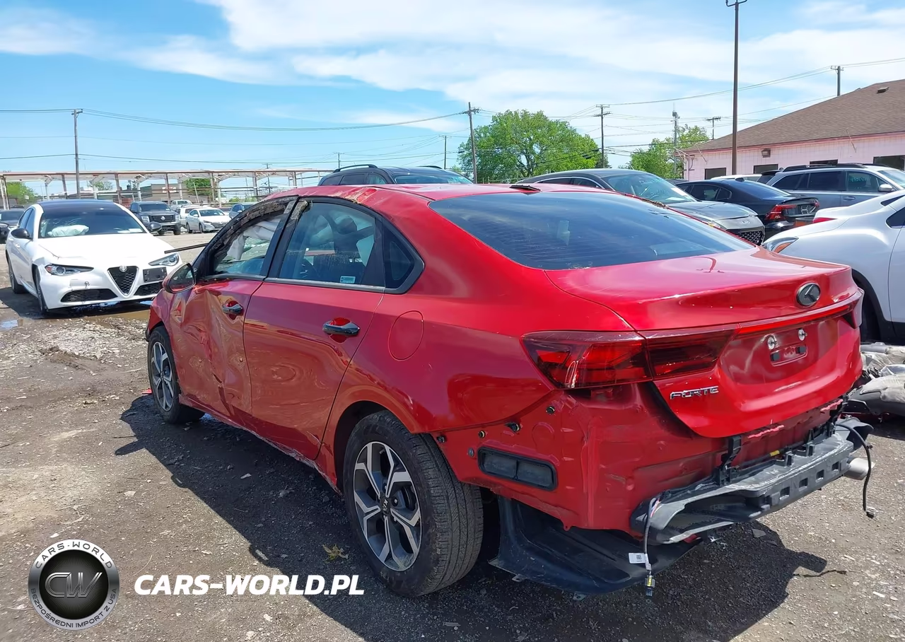 2019 Kia Forte Lxs VIN:3KPF24AD7KE077150 - 18