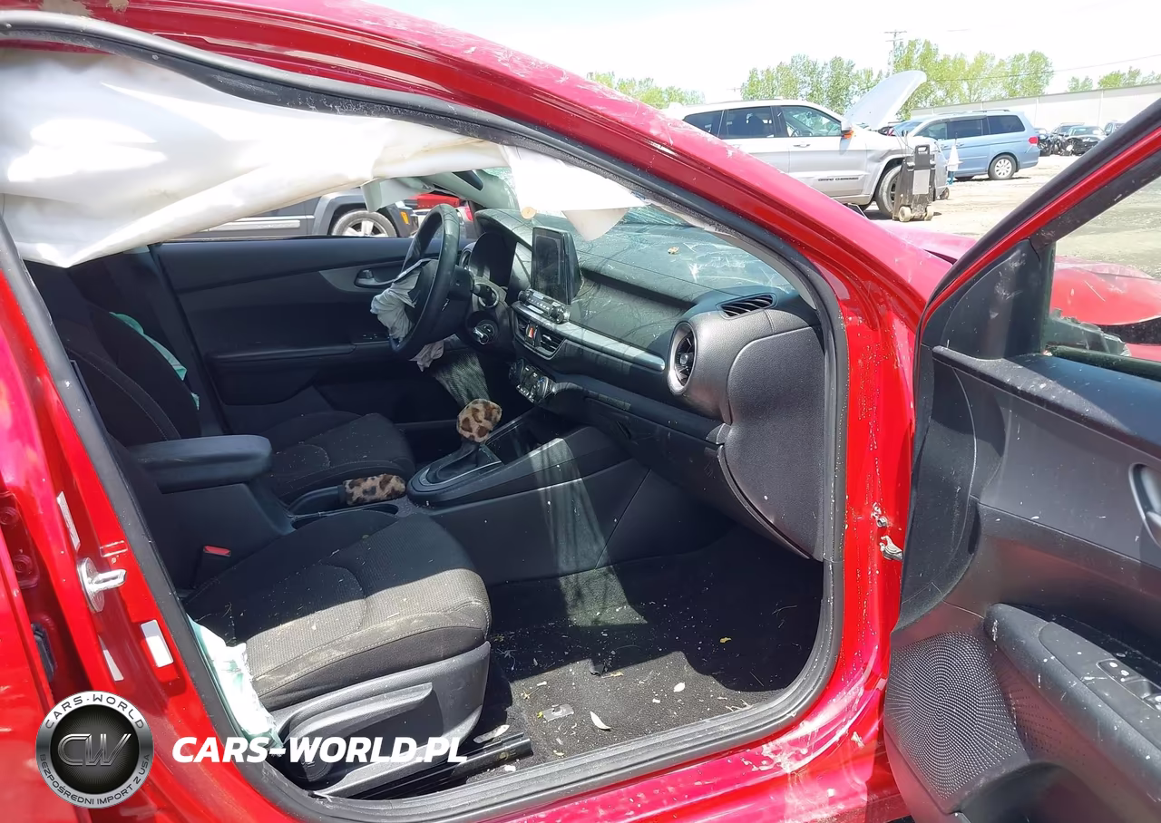 2019 Kia Forte Lxs VIN:3KPF24AD7KE077150 - 5