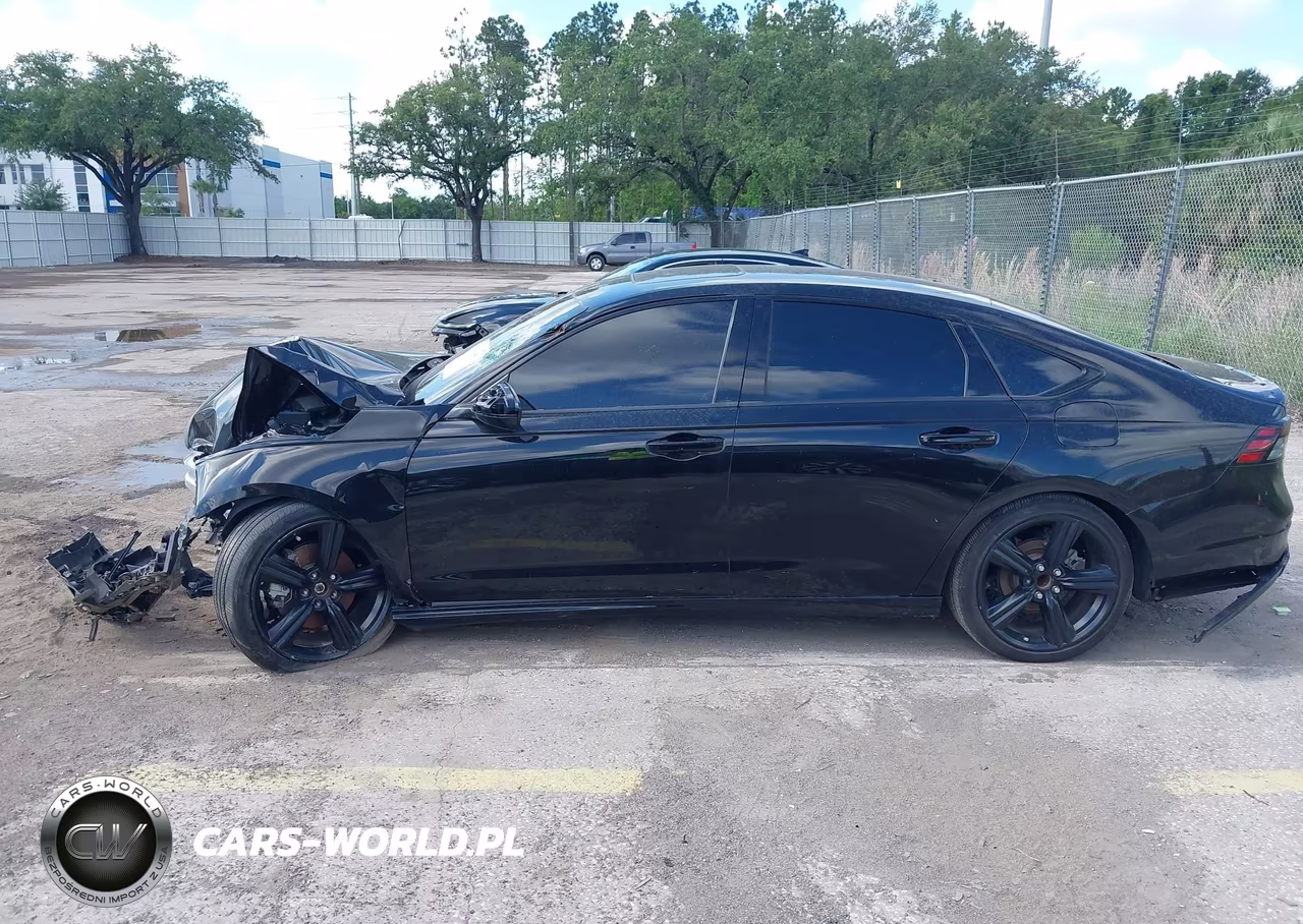 2024 Honda Accord Hybrid Sport-L VIN:1HGCY2F79RA021394 - 13