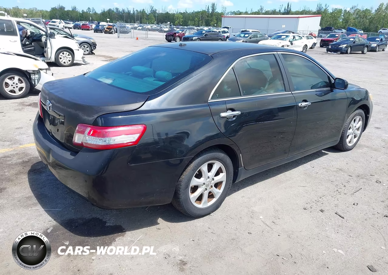 2011 Toyota Camry VIN:4T1BF3EK0BU157022 - 4