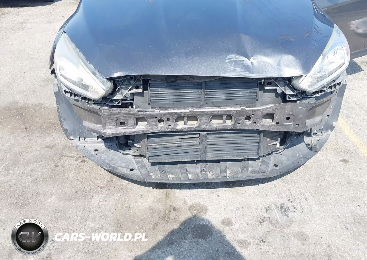 2017 Ford Focus Titanium VIN:1FADP3J28HL245627 - 6