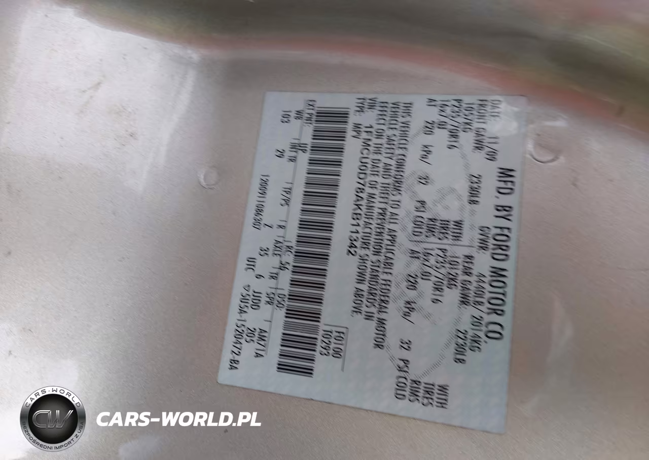 2010 Ford Escape Xlt VIN:1FMCU0D78AKB11342 - 9