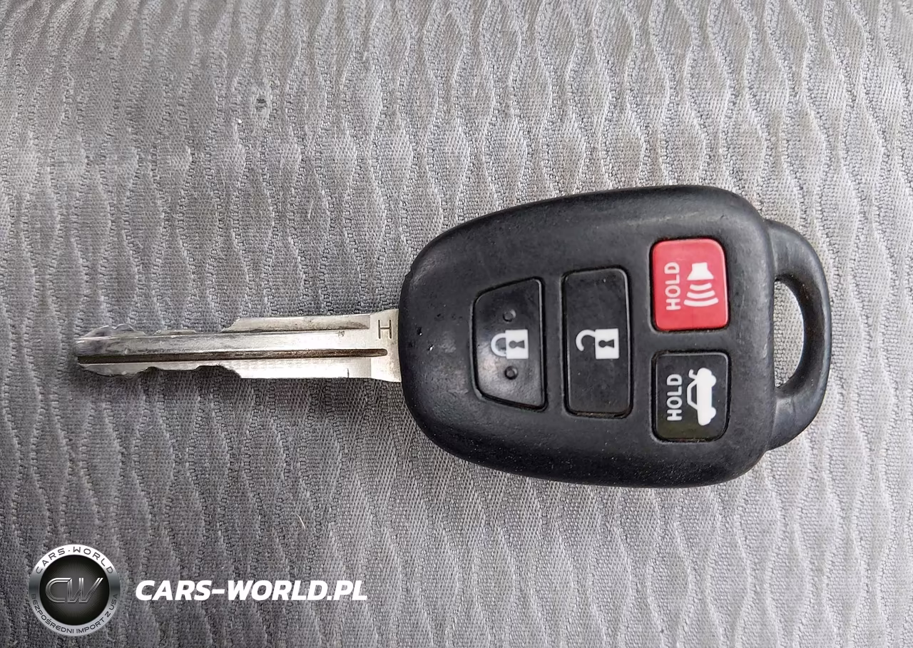 2017 Toyota Corolla Le VIN:2T1BURHE4HC764906 - 11