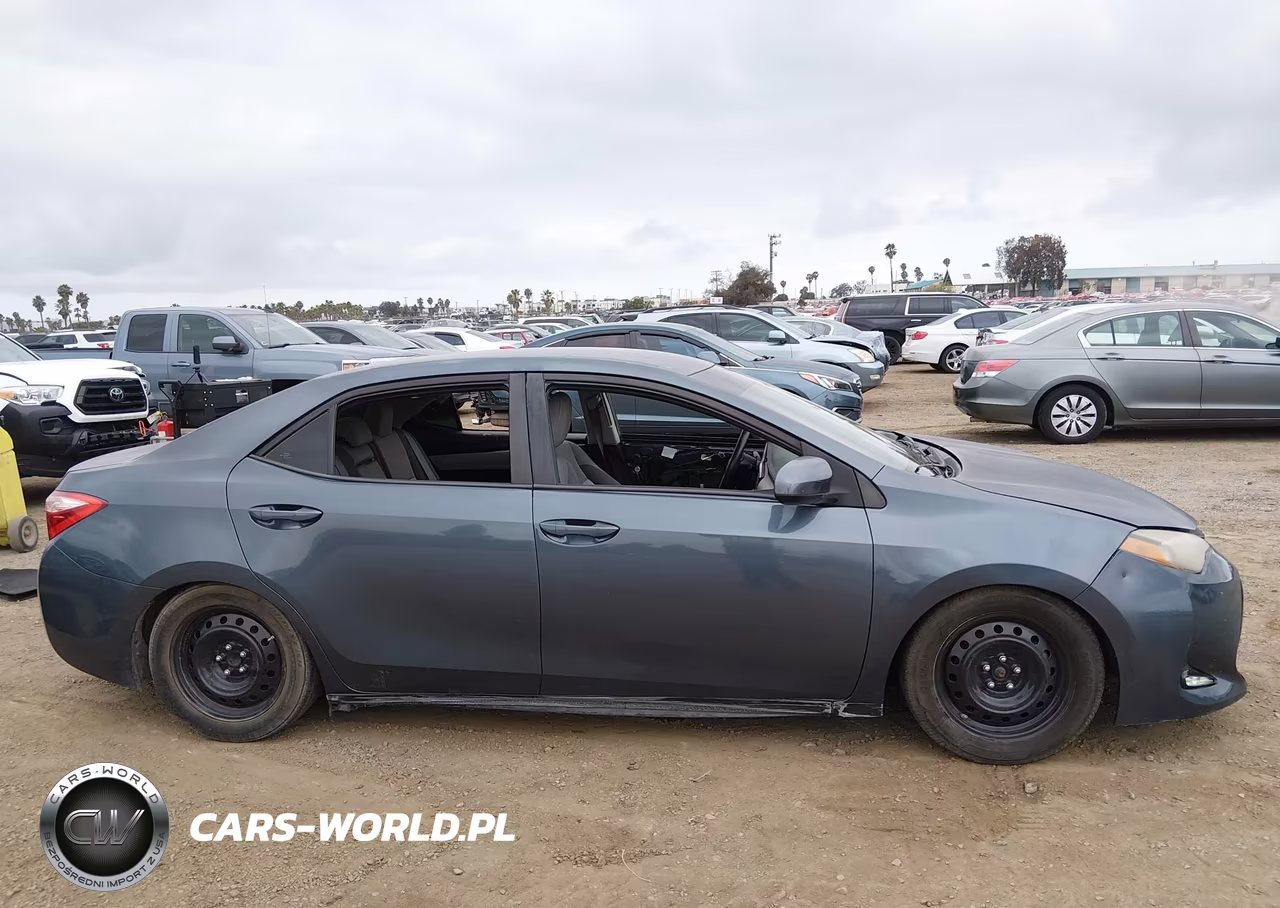 2017 Toyota Corolla Le VIN:2T1BURHE4HC764906 - 14
