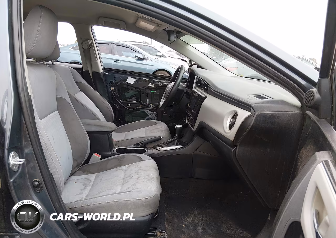 2017 Toyota Corolla Le VIN:2T1BURHE4HC764906 - 5