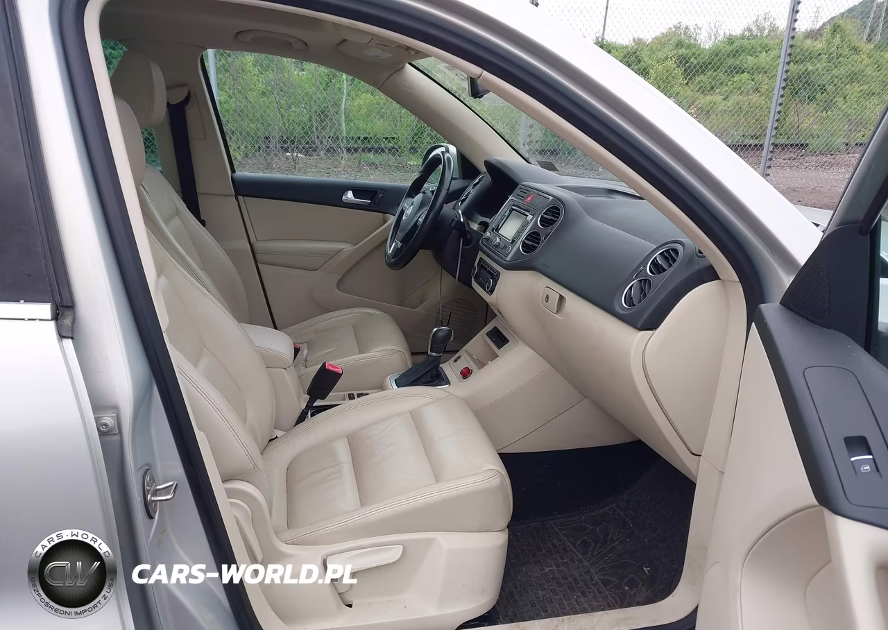 2011 Volkswagen Tiguan Sel VIN:WVGBV7AX8BW566353 - 5