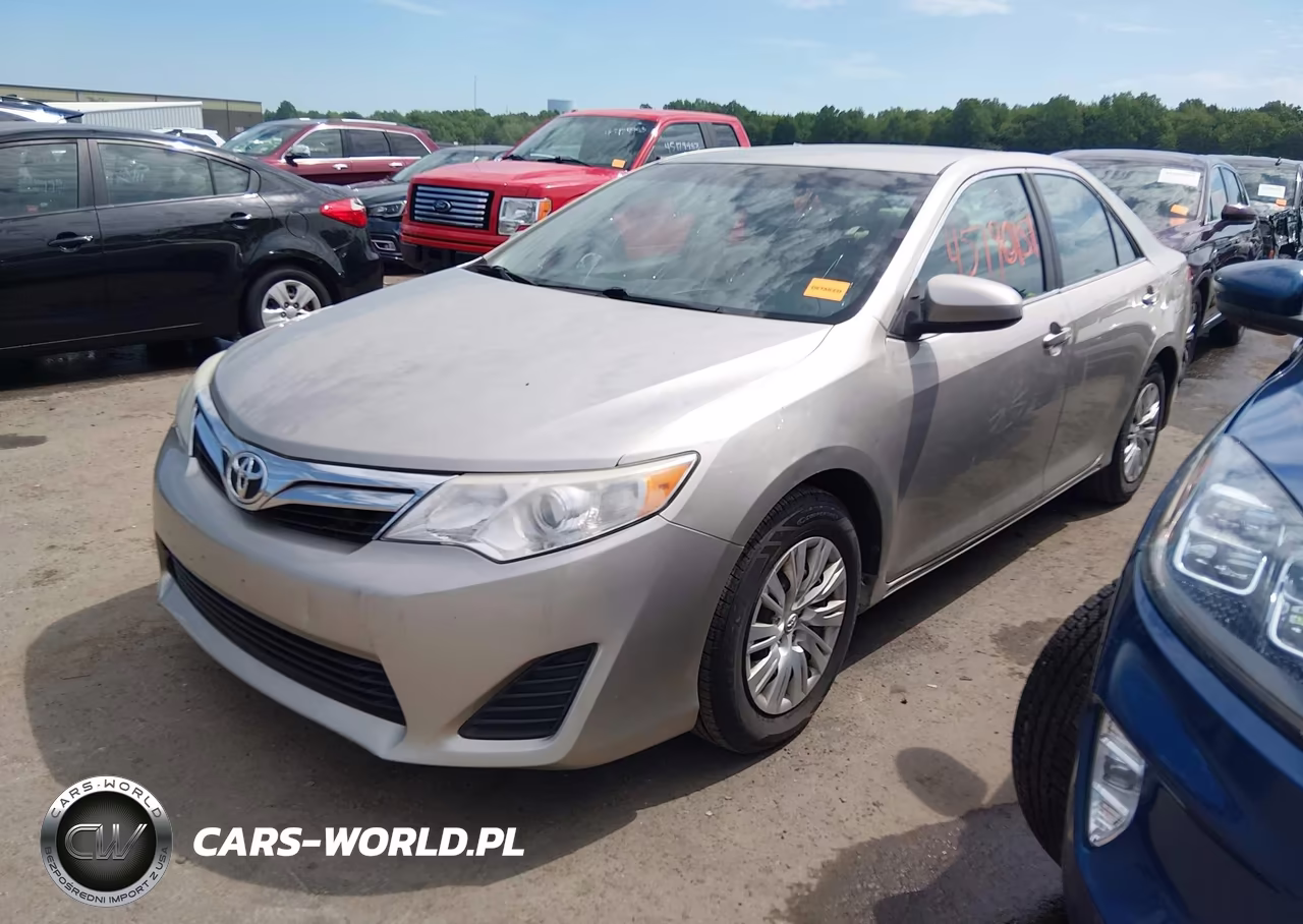 2014 Toyota Camry Le VIN:4T4BF1FK6ER360025 - 2