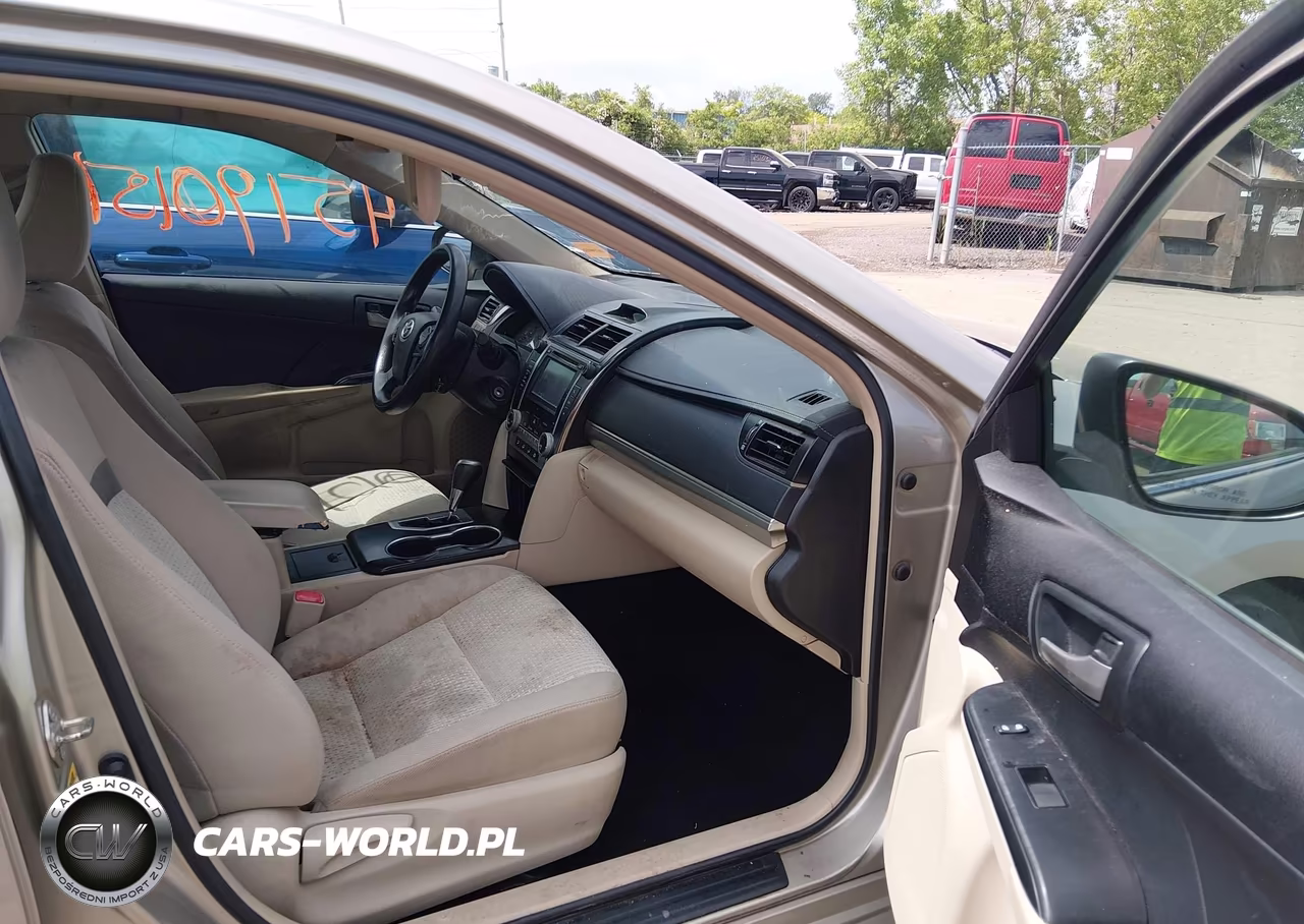 2014 Toyota Camry Le VIN:4T4BF1FK6ER360025 - 5