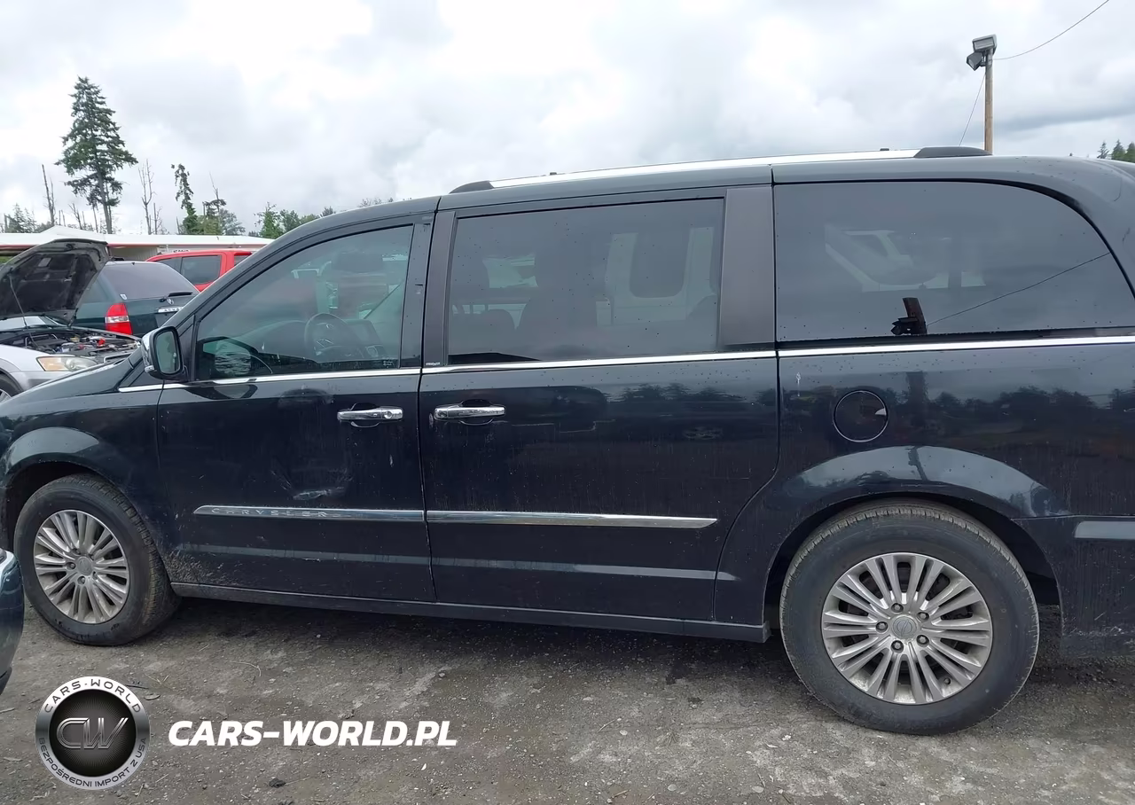 2014 Chrysler Town & Country Limited VIN:2C4RC1GG7ER195387 - 14