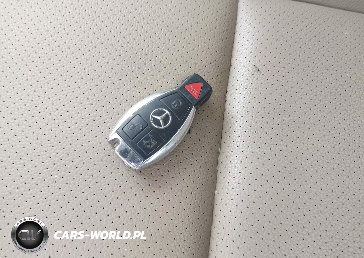 2010 Mercedes-Benz C 300 Luxury 4Matic-Sport 4Matic VIN:WDDGF8BB5AR111317 - 11