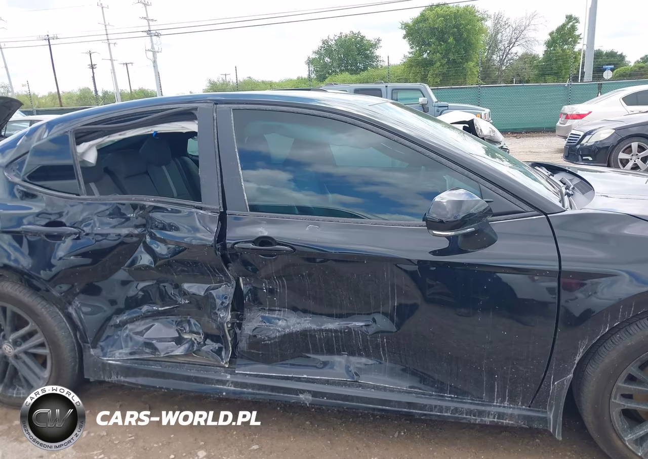 2025 Toyota Camry Se VIN:4T1DAACK4SU173674 - 13