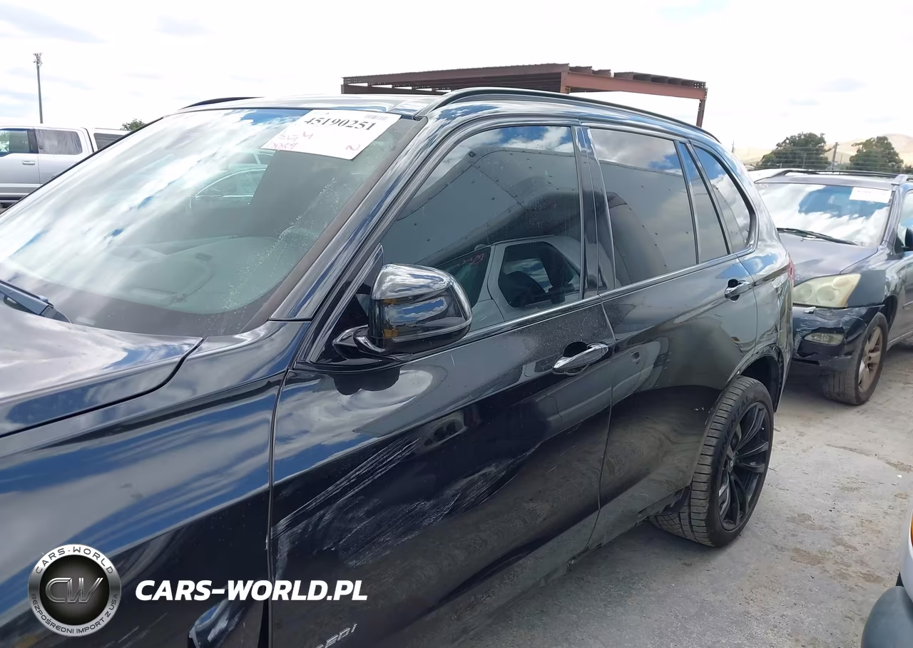 2017 BMW X5 xDrive50I VIN:5UXKR6C58H0J84381 - 14