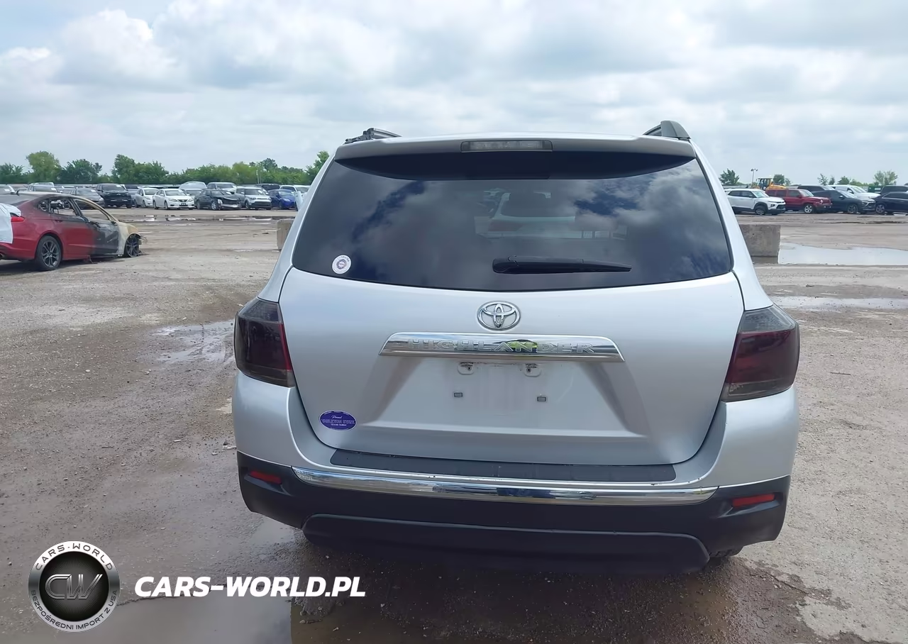 2013 Toyota Highlander Base V6 VIN:5TDZK3EH8DS102831 - 16