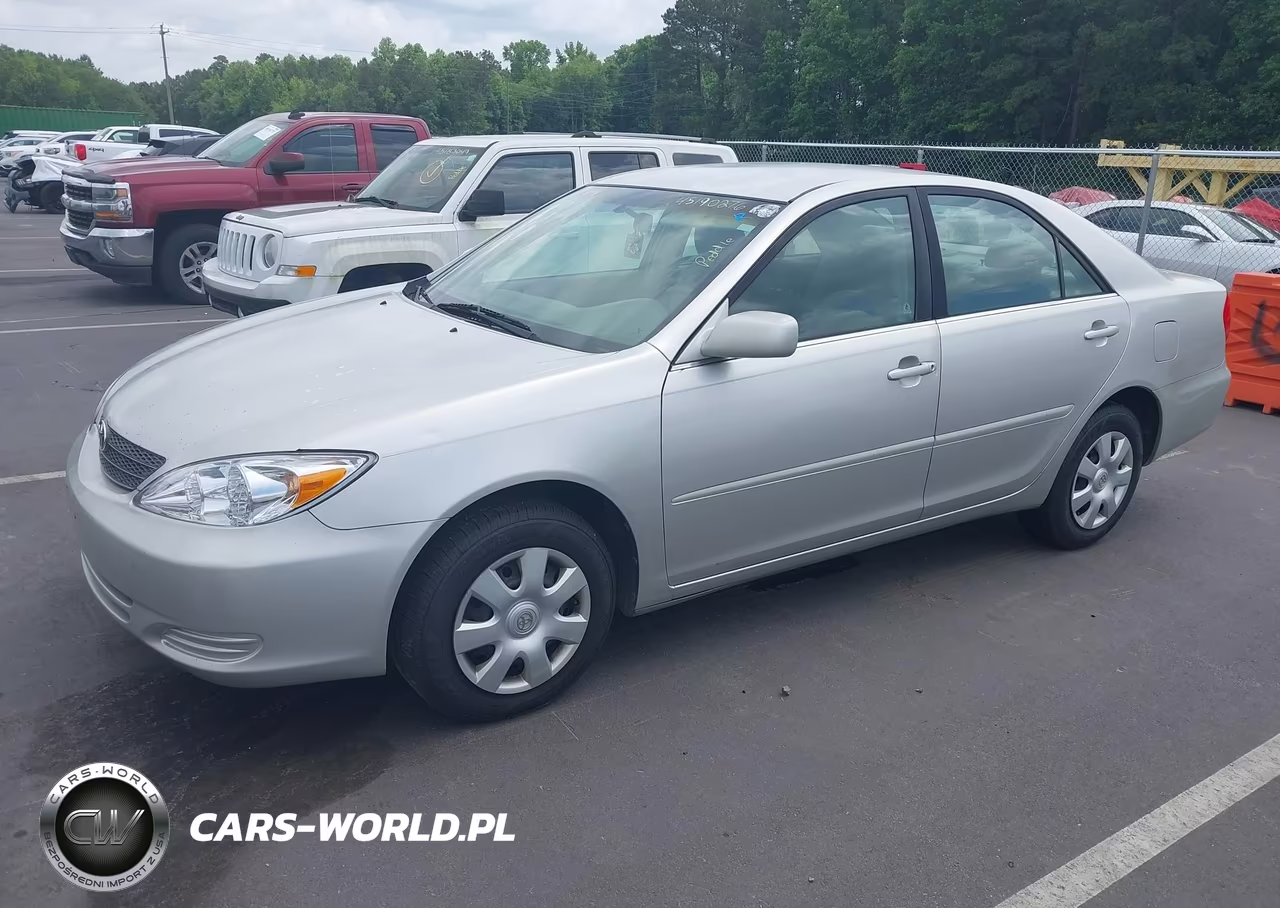 2004 Toyota Camry Le VIN:4T1BE32K14U888018 - 2