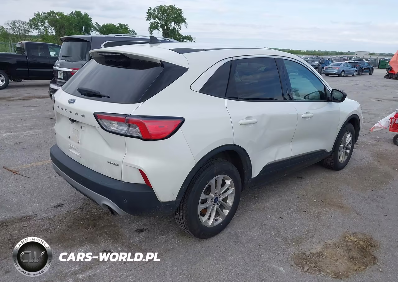 2022 Ford Escape Se VIN:1FMCU9G67NUA60658 - 4