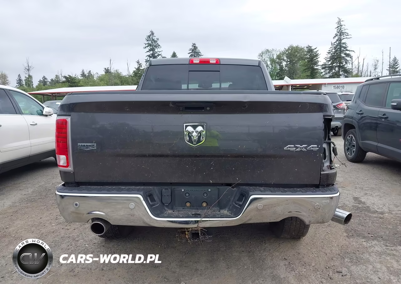 2016 Ram 1500 Laramie VIN:1C6RR7NT1GS341499 - 16