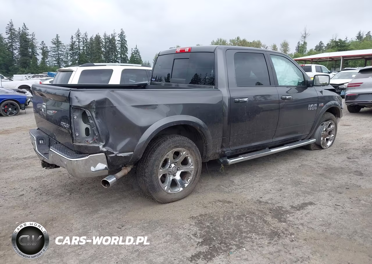 2016 Ram 1500 Laramie VIN:1C6RR7NT1GS341499 - 4