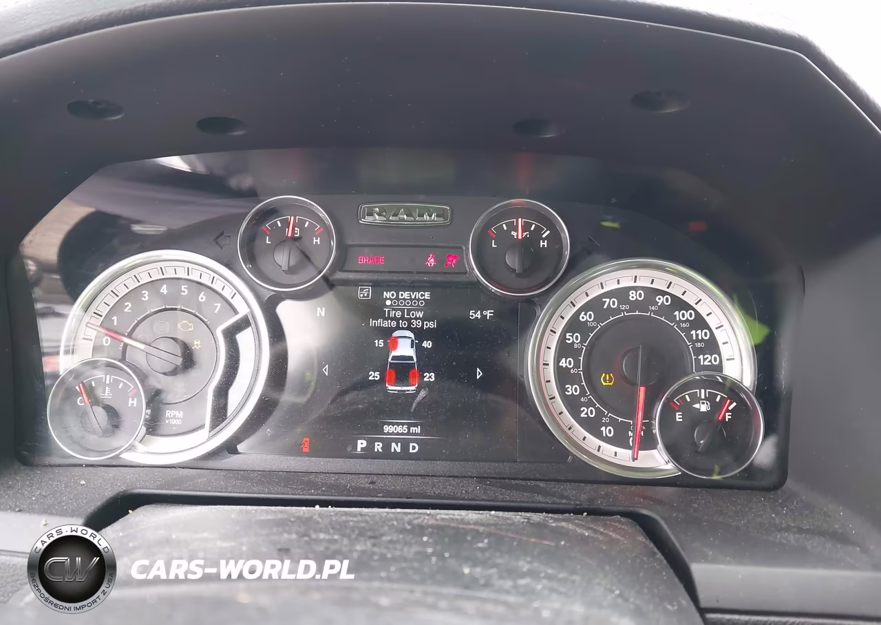 2016 Ram 1500 Laramie VIN:1C6RR7NT1GS341499 - 7