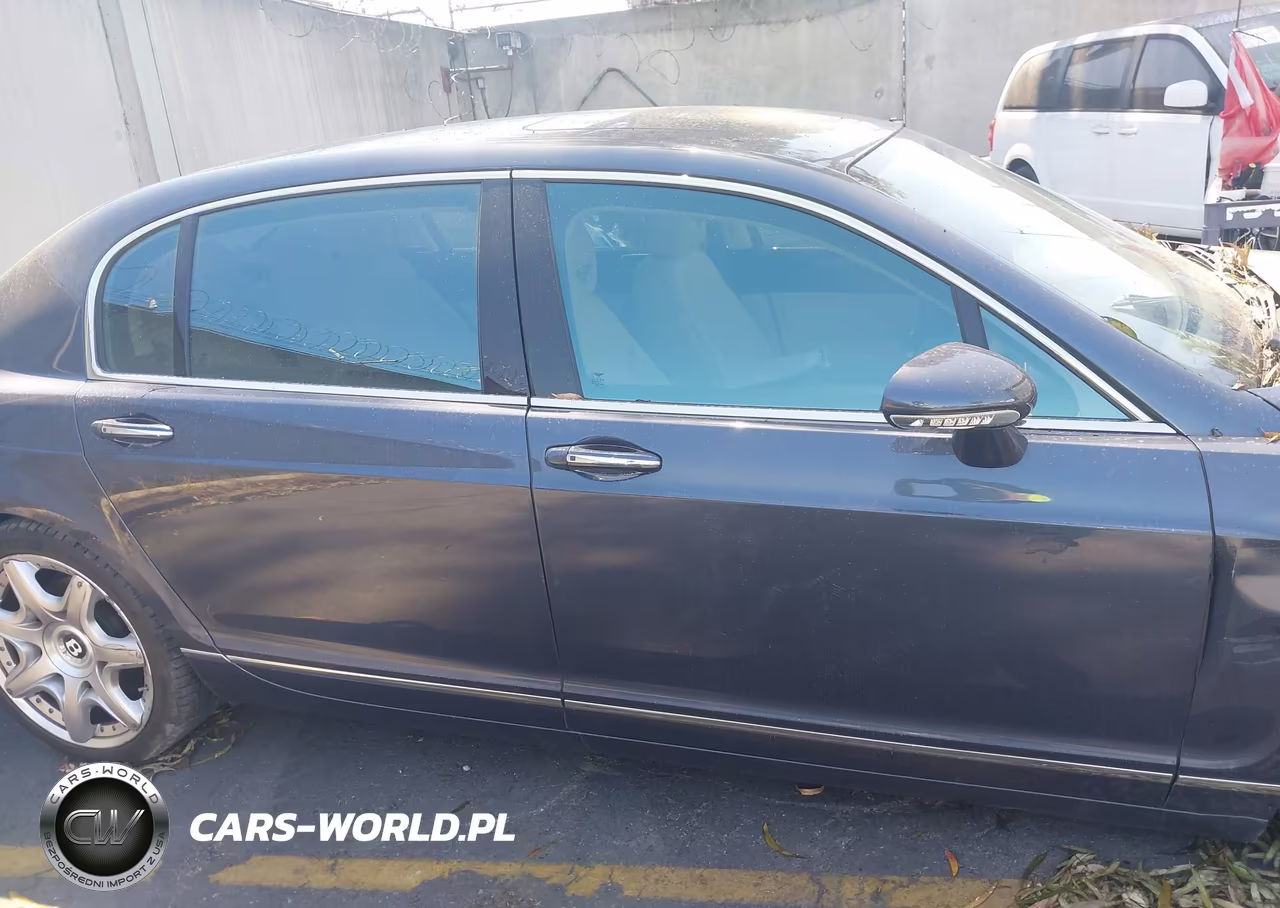 2007 Bentley Continental Flying Spur VIN:SCBBR93W07C047785 - 14