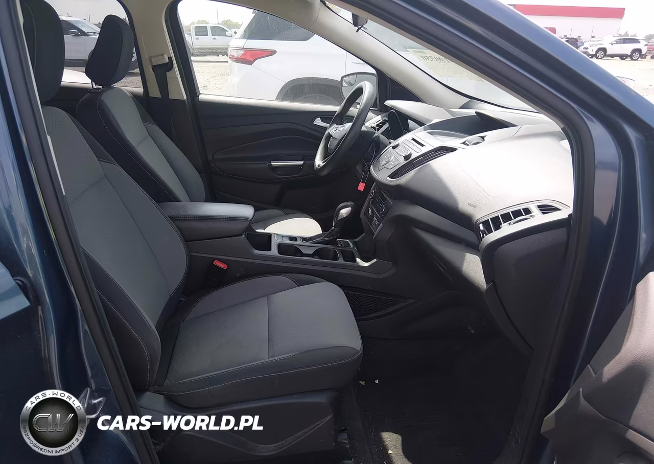 2018 Ford Escape Se VIN:1FMCU9GD8JUB20245 - 5