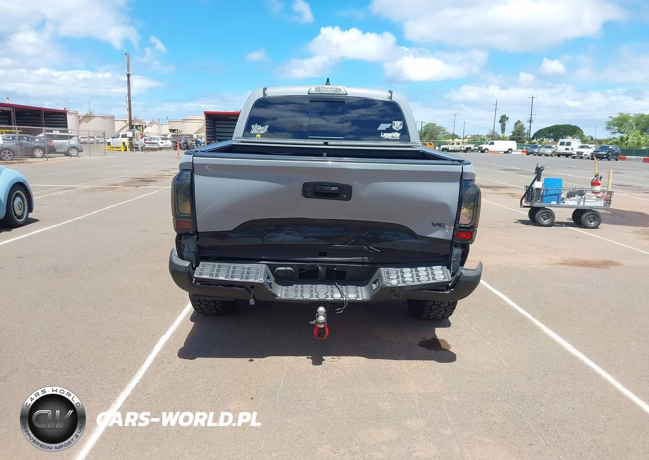 2018 Toyota Tacoma Sr5 V6 VIN:3TMAZ5CN0JM057537 - 18
