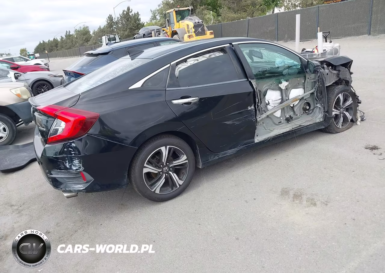 2016 Honda Civic Touring VIN:19XFC1F93GE223499 - 4