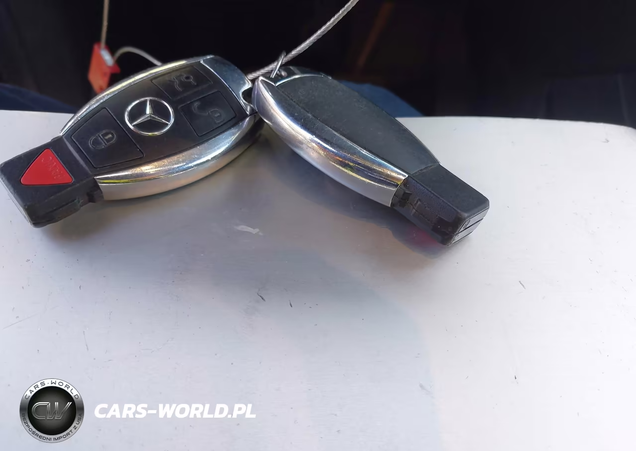 2019 Mercedes-Benz Cla 250 VIN:WDDSJ4EB5KN716430 - 11