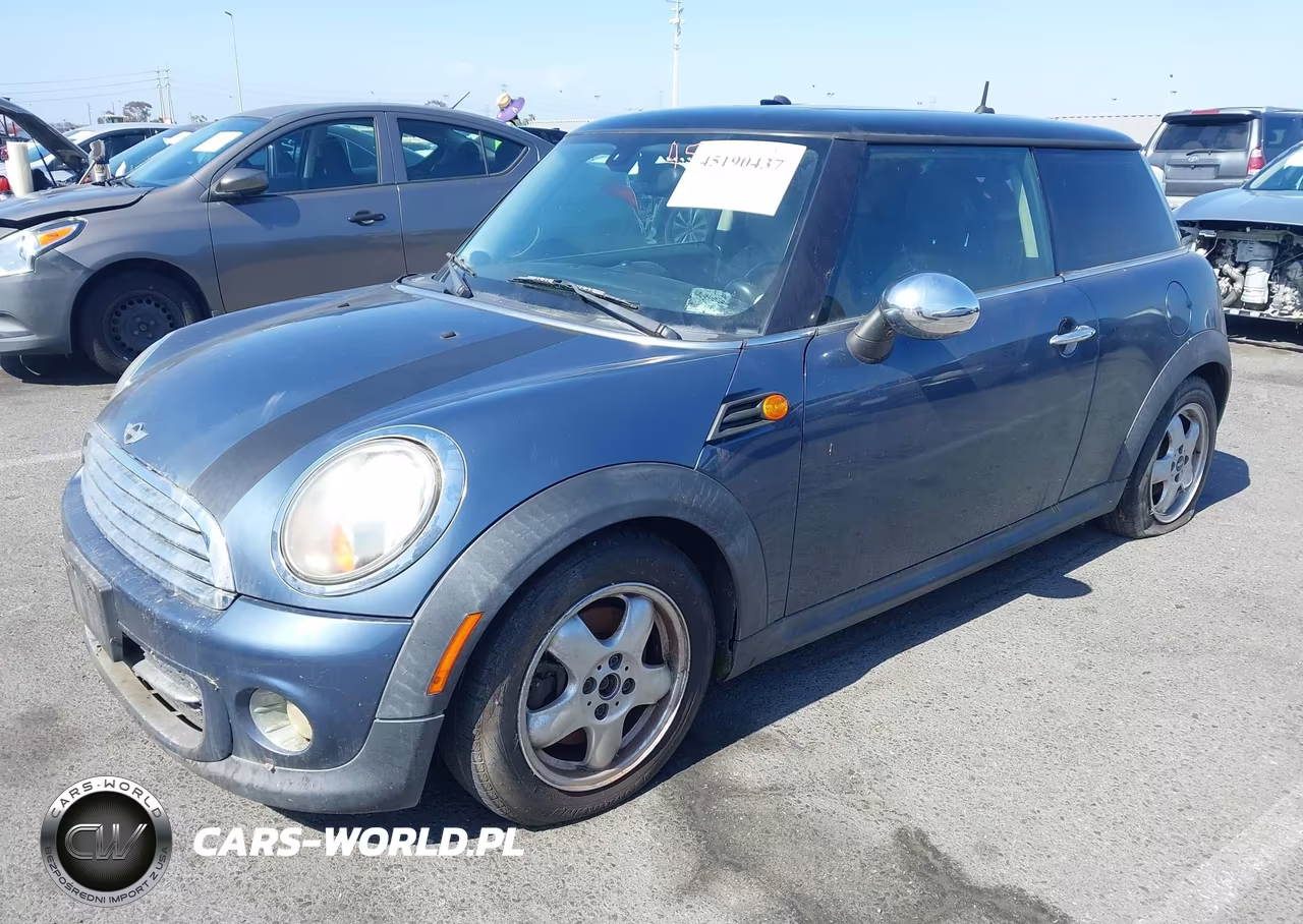 2011 Mini Cooper VIN:WMWSU3C59BT093119 - 2