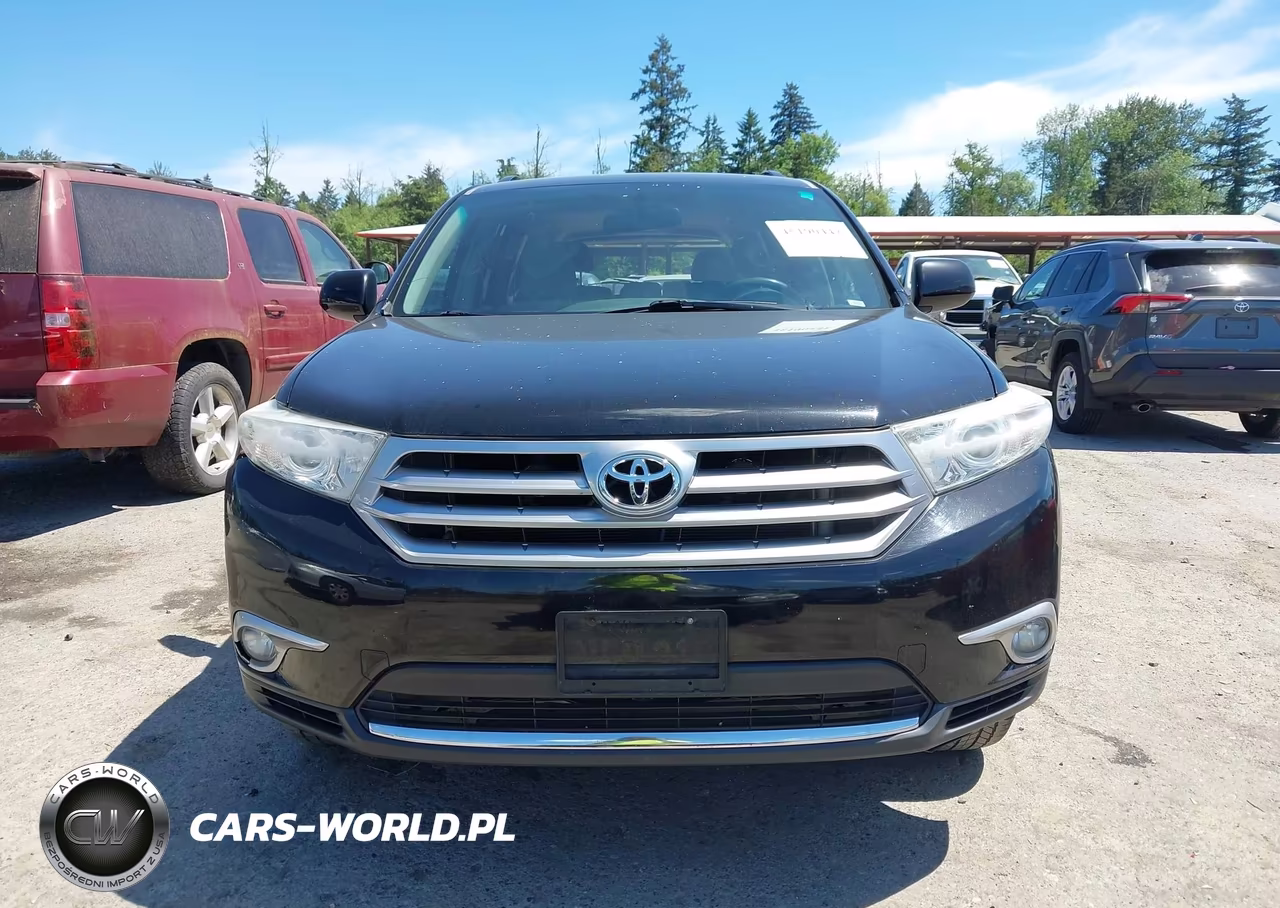 2011 Toyota Highlander Base V6 VIN:5TDBK3EH2BS063734 - 12