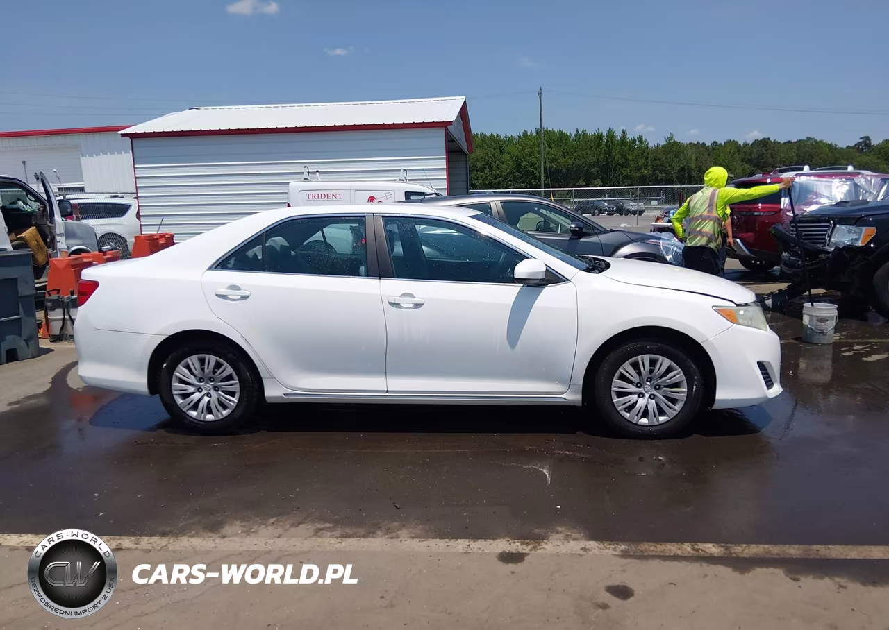 2012 Toyota Camry Le VIN:4T1BF1FK6CU525112 - 13