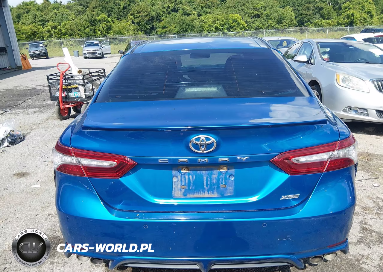 2018 Toyota Camry Xse VIN:4T1B61HK9JU029229 - 16