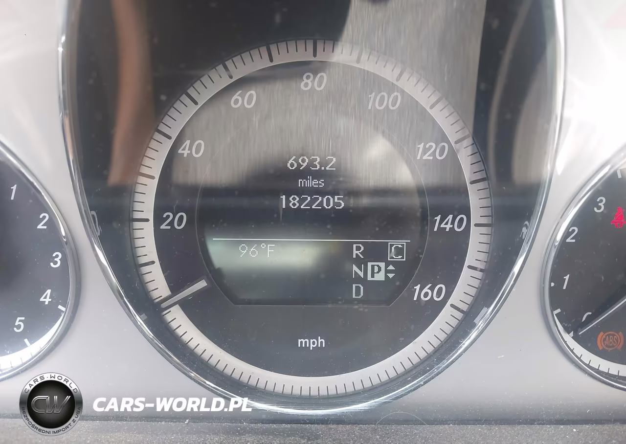 2010 Mercedes-Benz E 350 4Matic VIN:WDDHF8HBXAA103482 - 7
