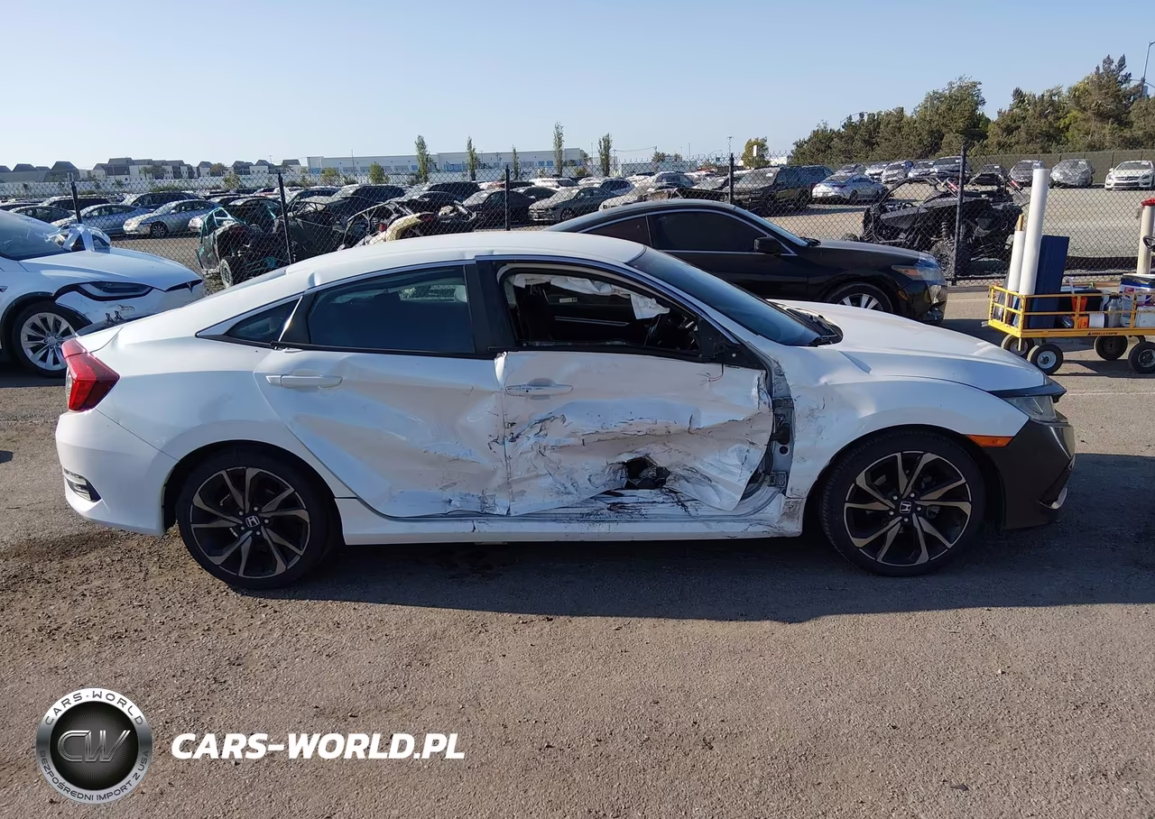 2021 Honda Civic Sport VIN:19XFC2F85ME203117 - 14