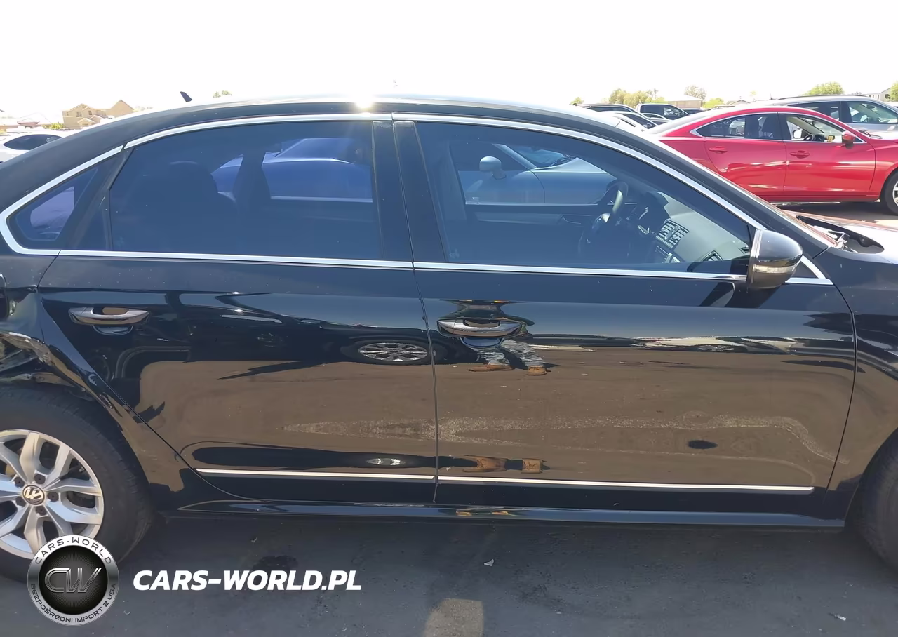 2016 Volkswagen Passat 1.8T S VIN:1VWAT7A32GC049557 - 13