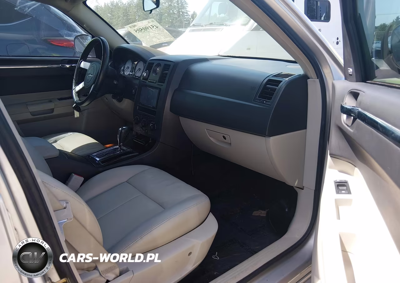 2006 Chrysler 300 Touring VIN:2C3KA53G86H192496 - 5