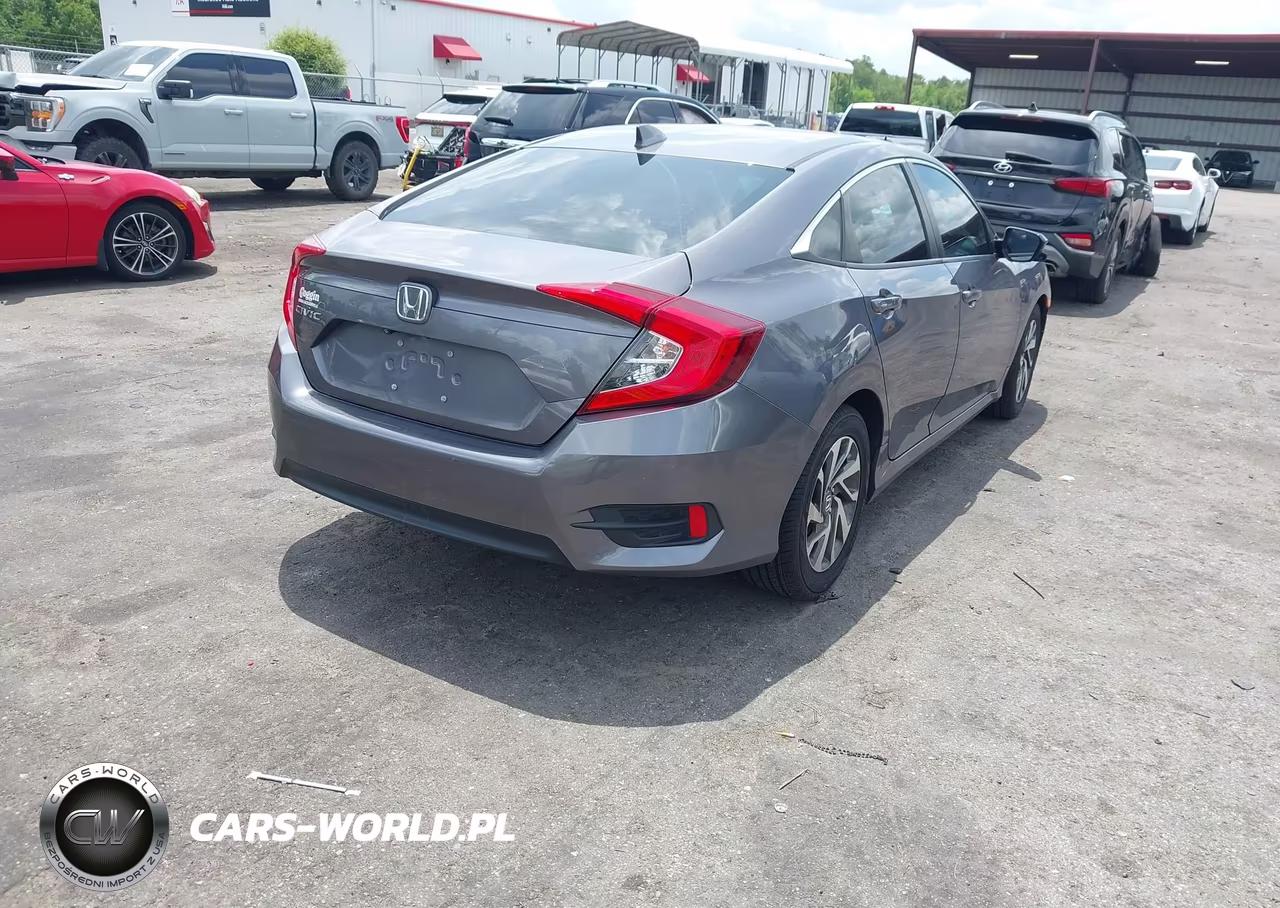 2018 Honda Civic Ex VIN:19XFC2F72JE031826 - 4