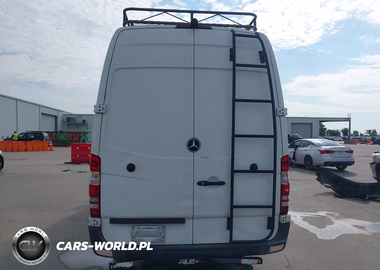 2013 Mercedes-Benz Sprinter 2500 High Roof VIN:WD3PE8CC5D5785767 - 17