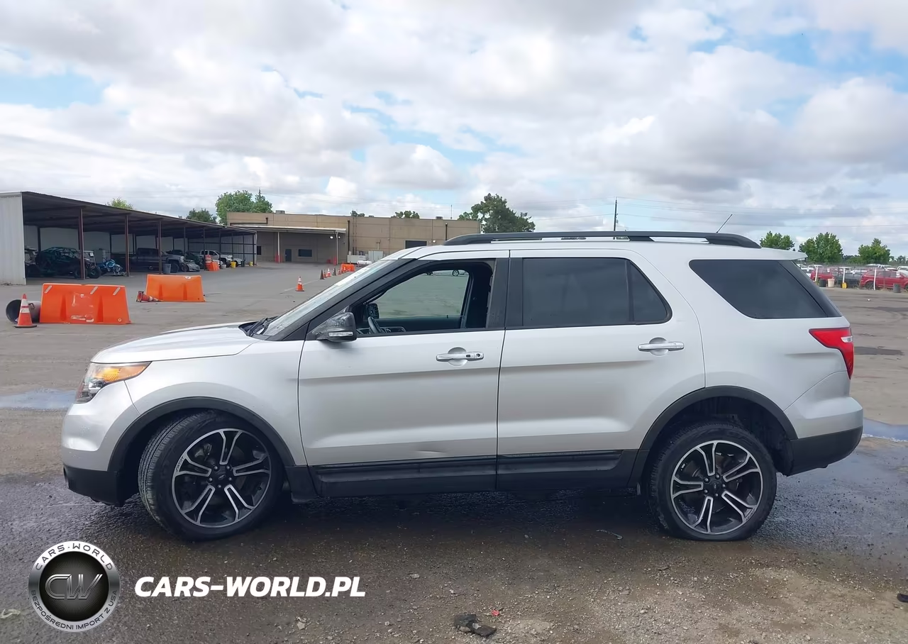2014 Ford Explorer Sport VIN:1FM5K8GT2EGC12830 - 14
