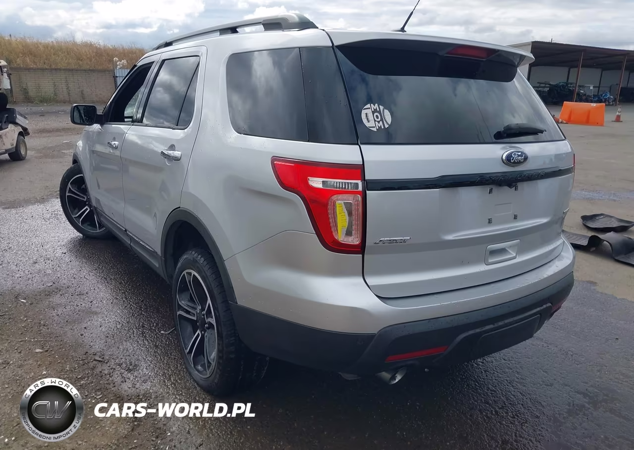 2014 Ford Explorer Sport VIN:1FM5K8GT2EGC12830 - 3